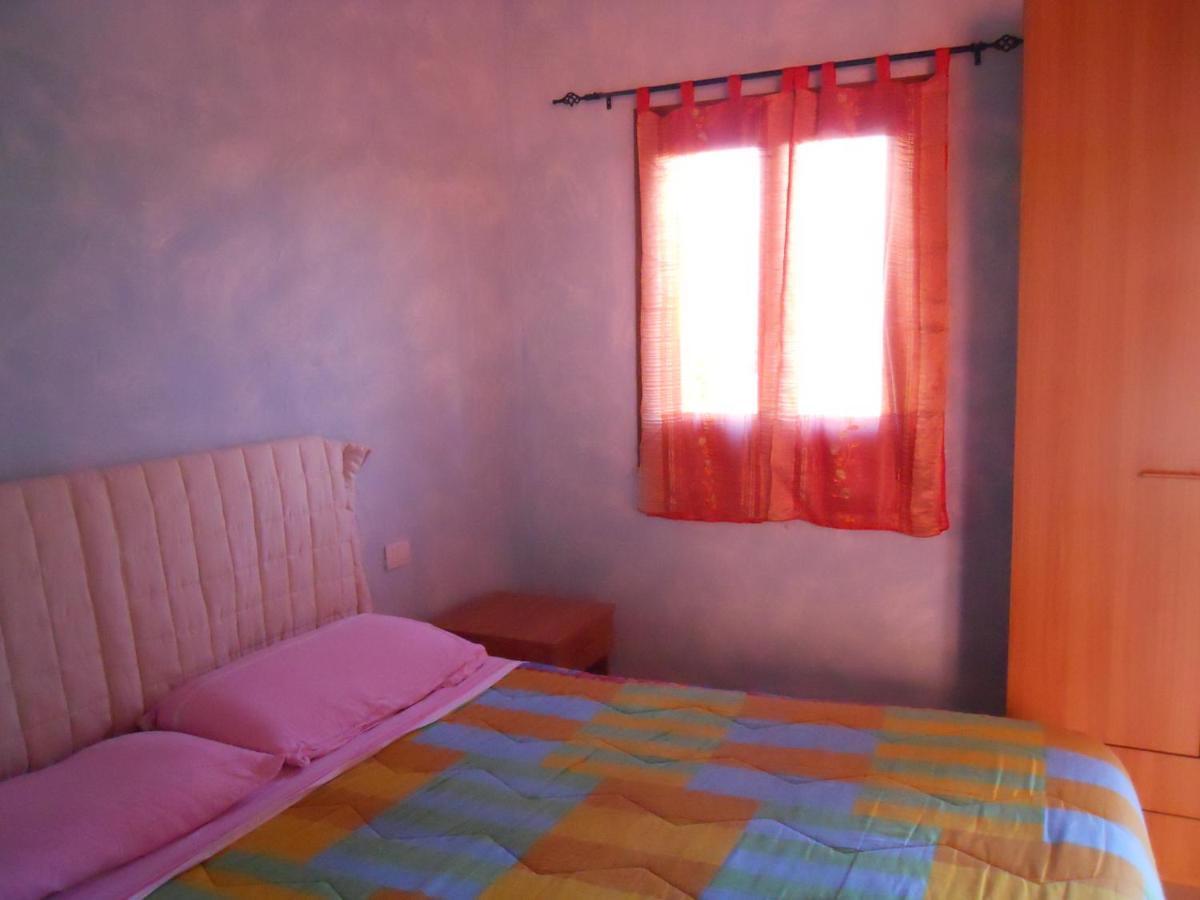 Agriturismo Su Nuratolu Βίλα Sagama Δωμάτιο φωτογραφία