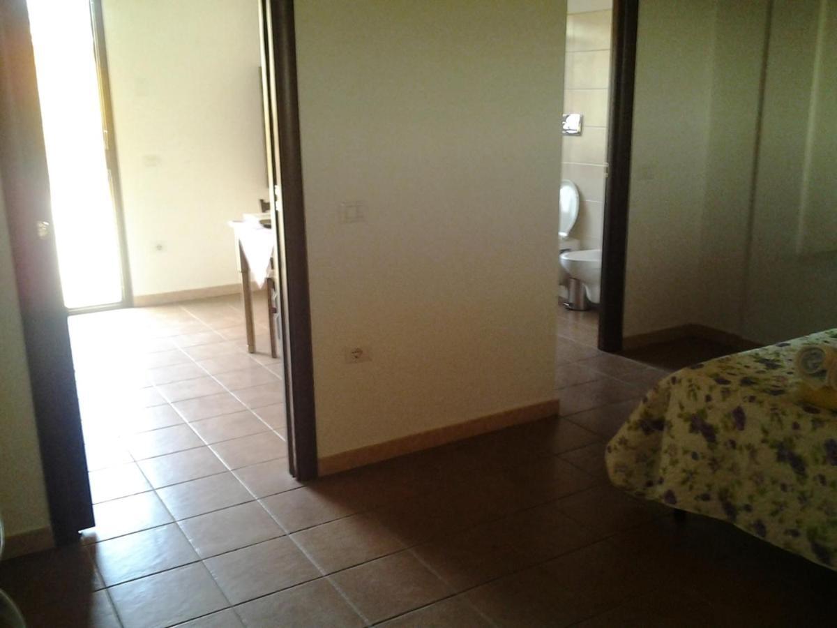 Agriturismo Su Nuratolu Βίλα Sagama Δωμάτιο φωτογραφία